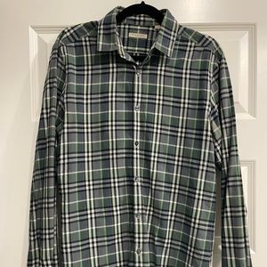 Burberry button down shirt size M